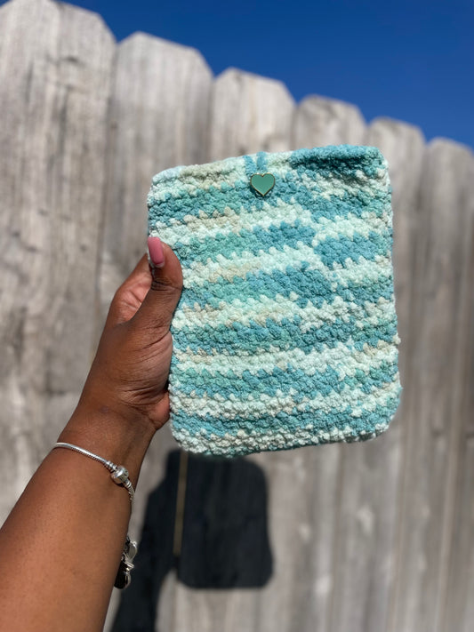 Crochet Kindle Sleeve (Made to Order)