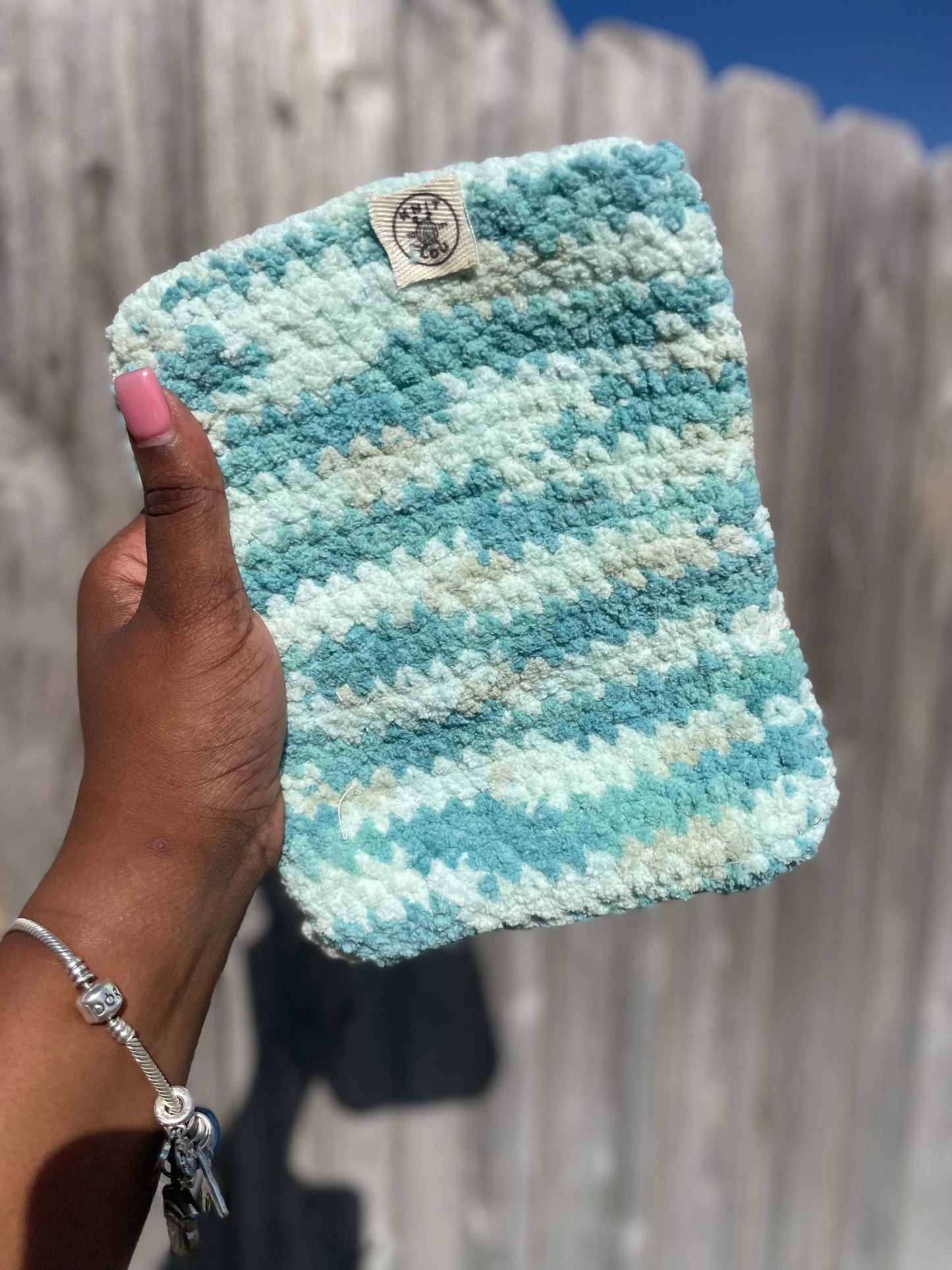 Crochet Kindle Sleeve (Made to Order)